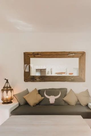 Chalet de 6 habitaciones en Nuestra Señora de Jesus, Santa Eulalia / Santa Eularia en alquiler vacacional con piscina garaje - 8.400 € (Ref: 8659786)