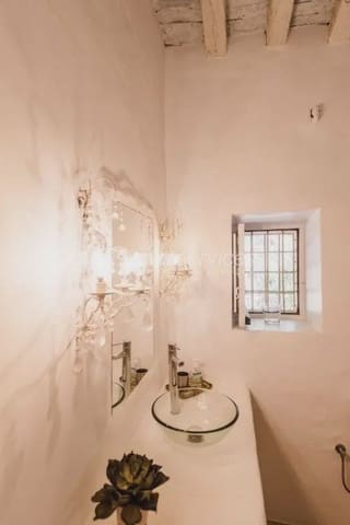 Chalet de 6 habitaciones en Nuestra Señora de Jesus, Santa Eulalia / Santa Eularia en alquiler vacacional con piscina garaje - 8.400 € (Ref: 8659786)