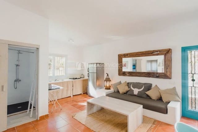 Chalet de 6 habitaciones en Nuestra Señora de Jesus, Santa Eulalia / Santa Eularia en alquiler vacacional con piscina garaje - 8.400 € (Ref: 8659786)