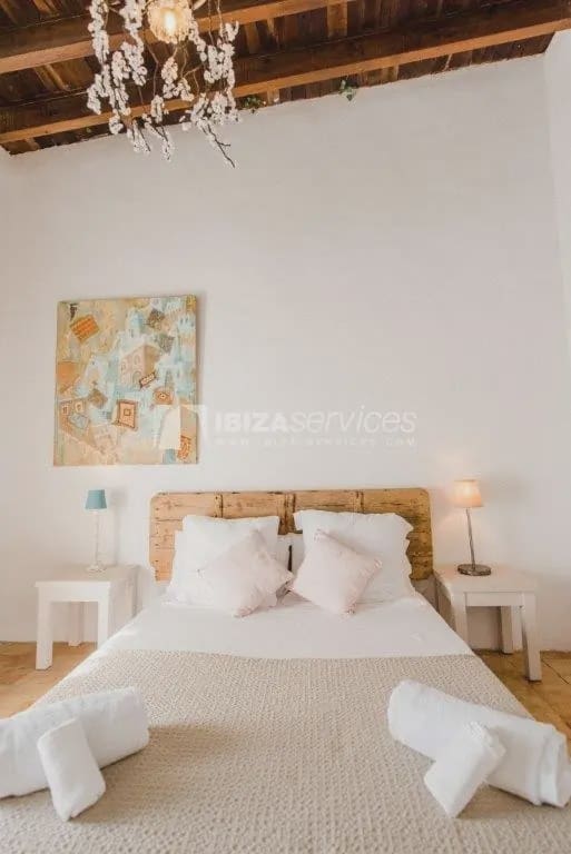 6 Zimmer Ferienvilla in Nuestra Senora de Jesus mit Pool Garage - 8.400 € (Ref: 8659786)