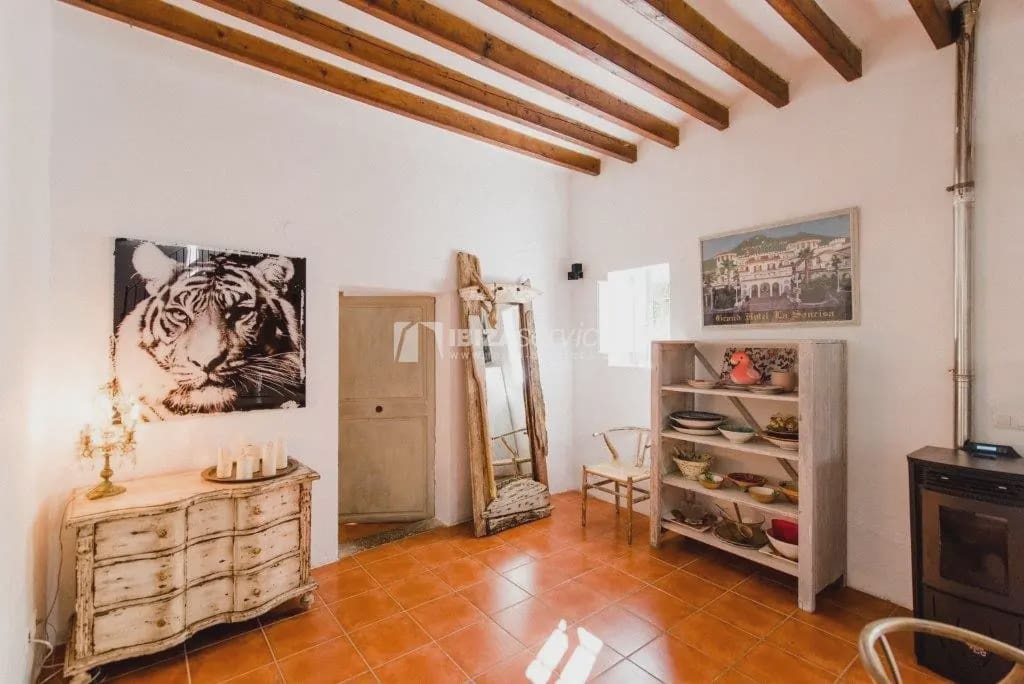 6 Zimmer Ferienvilla in Nuestra Senora de Jesus mit Pool Garage - 8.400 € (Ref: 8659786)