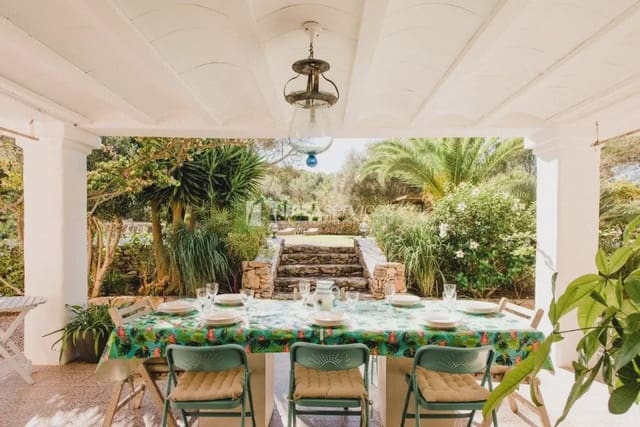 Chalet de 6 habitaciones en Nuestra Señora de Jesus, Santa Eulalia / Santa Eularia en alquiler vacacional con piscina garaje - 8.400 € (Ref: 8659786)