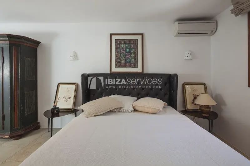 3 soverom Villa til leie i Talamanca med svømmebasseng garasje - € 20 000 (Ref: 8659787)