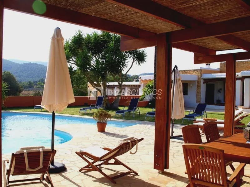 4 bedroom Villa for holiday rental in San Jose / Sant Josep de Sa Talaia with pool garage - € 2,765 (Ref: 8659788)