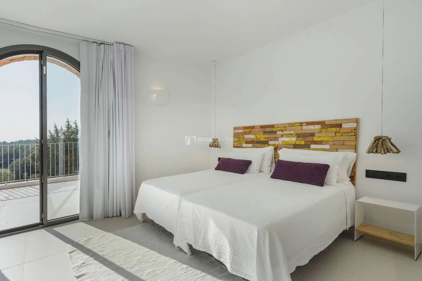 4 quarto Quinta/Casa Rural para arrendamento para férias em Santa Eulalia / Santa Eularia com piscina Garagem - 5 005 € (Ref: 8659792)