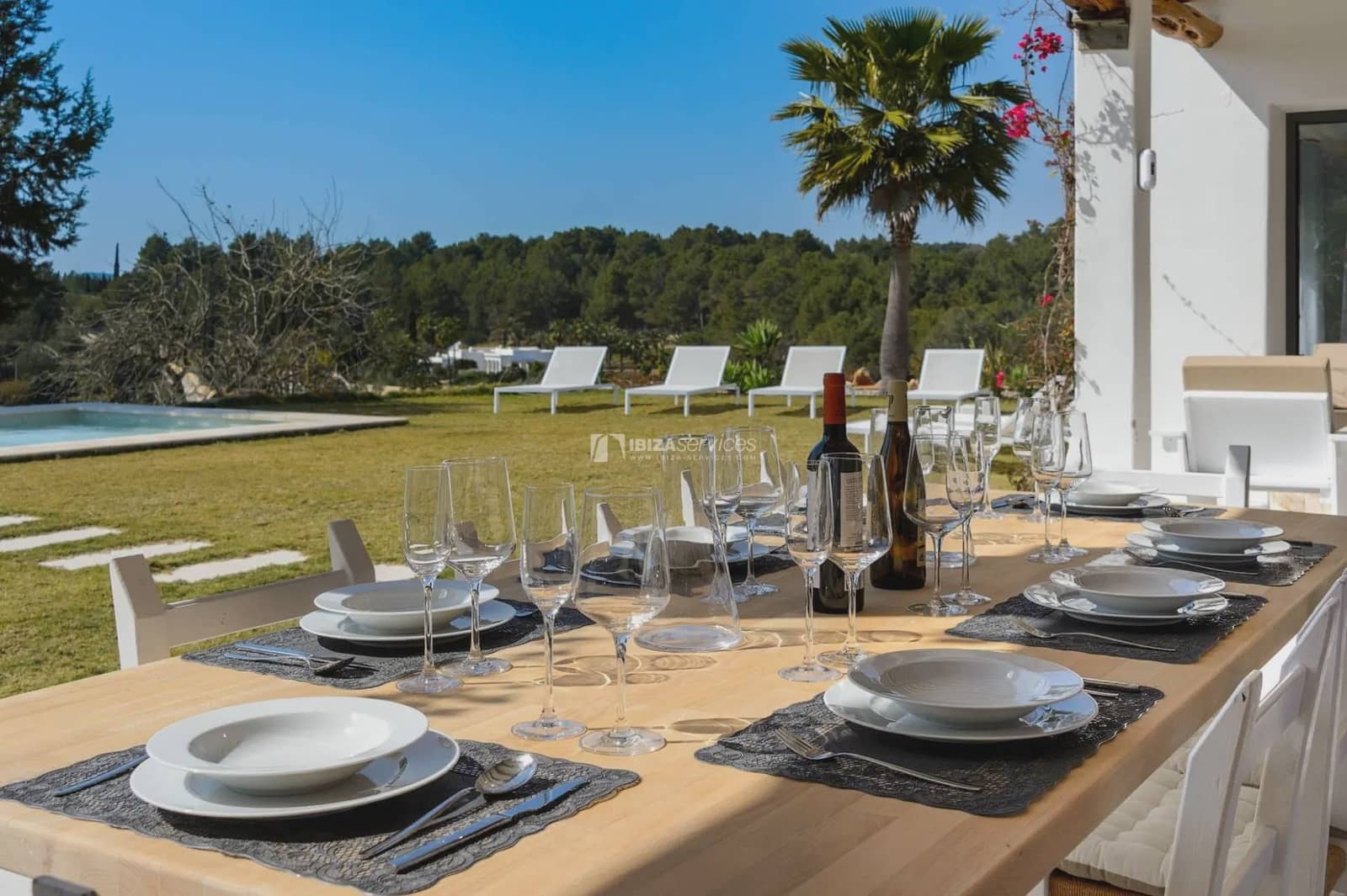 4 quarto Quinta/Casa Rural para arrendamento para férias em Santa Eulalia / Santa Eularia com piscina Garagem - 5 005 € (Ref: 8659792)