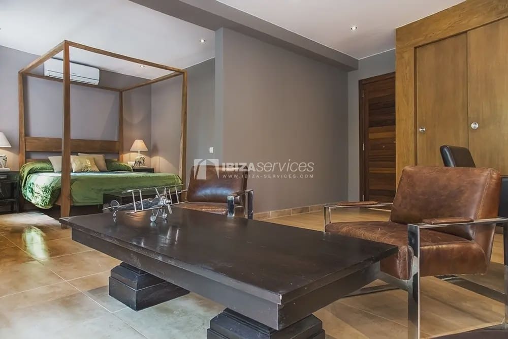 6 camera da letto Villa da affitare come casa vacanza in Roca Llisa con piscina garage - 15.505 € (Rif: 8659794)