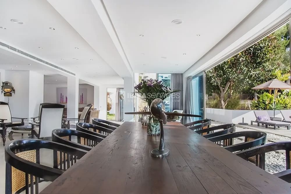 6 camera da letto Villa da affitare come casa vacanza in Roca Llisa con piscina garage - 15.505 € (Rif: 8659794)