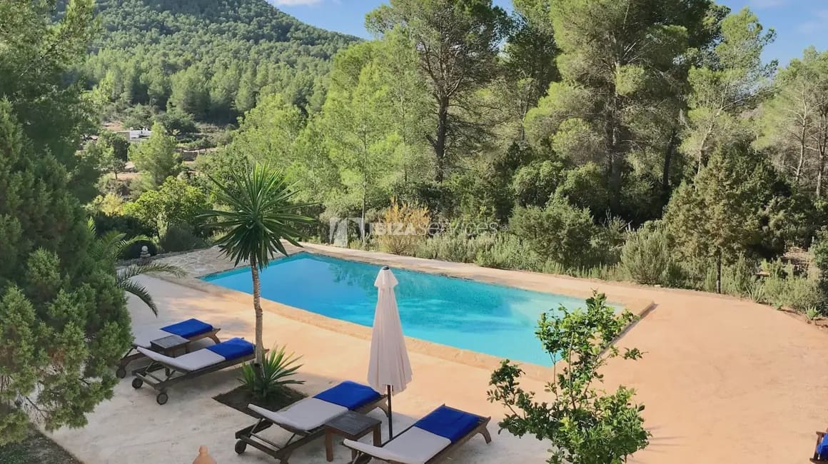 3 makuuhuone Huvila lomavuokrausta paikassa Cala Tarida mukana 
autotalli - 1 939 € (Ref: 8659795)