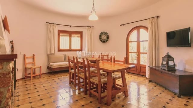3 slaapkamer Villa voor vakantieverhuur in San Jose / Sant Josep de Sa Talaia met zwembad garage - € 2.275 (Ref: 8659796)