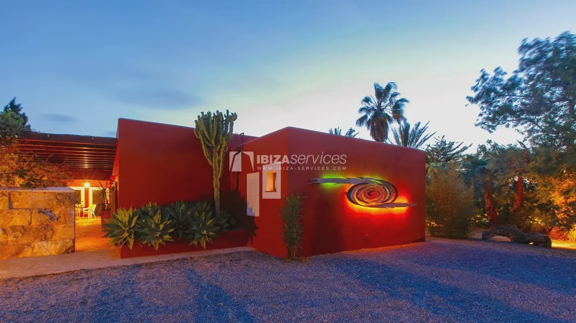 3 slaapkamer Villa voor vakantieverhuur in San Jose / Sant Josep de Sa Talaia met zwembad garage - € 2.275 (Ref: 8659796)