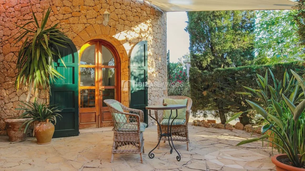 3 slaapkamer Villa voor vakantieverhuur in San Jose / Sant Josep de Sa Talaia met zwembad garage - € 2.275 (Ref: 8659796)