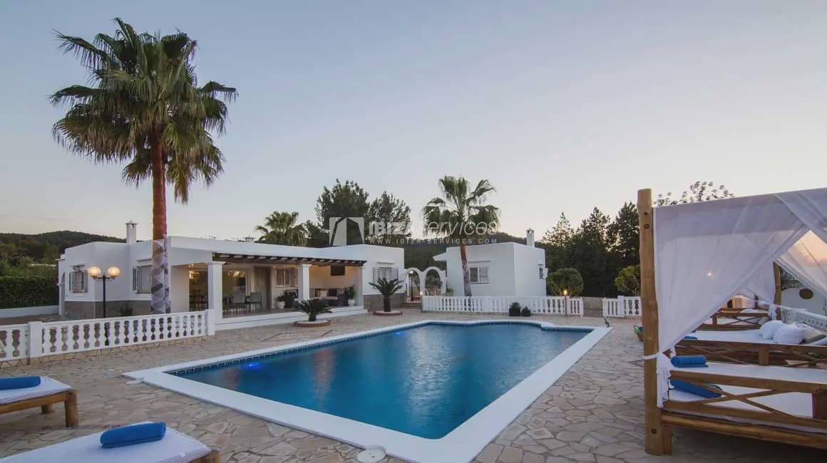 5 sovrum Villa för semesterbostäder i Sant Rafael de Sa Creu med pool garage - 4 802 € (Ref: 8659798)
