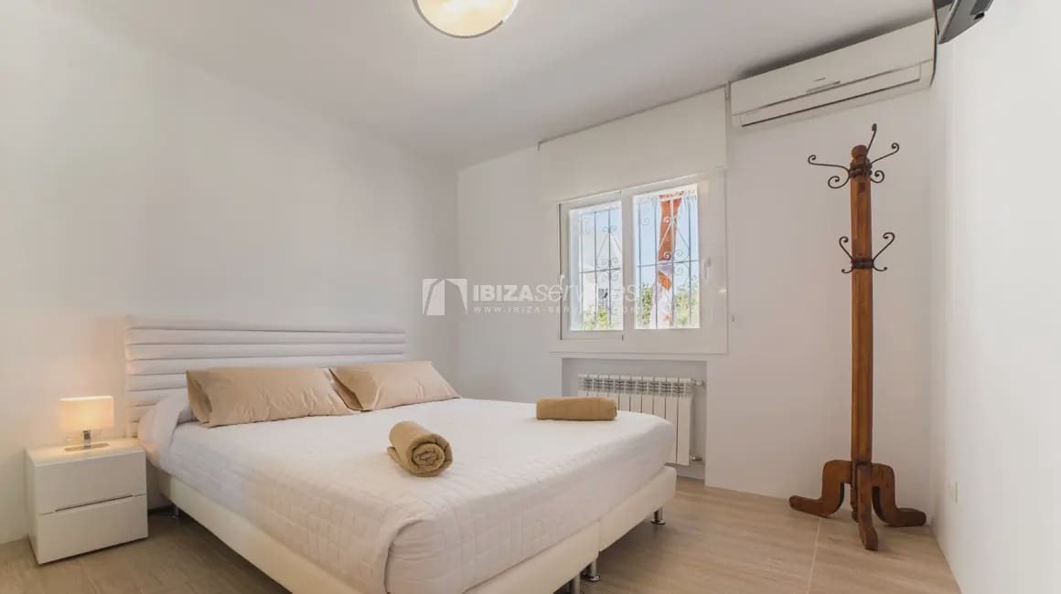 5 sovrum Villa för semesterbostäder i Sant Rafael de Sa Creu med pool garage - 4 802 € (Ref: 8659798)