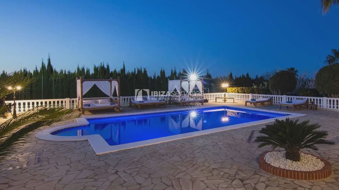 5 sovrum Villa för semesterbostäder i Sant Rafael de Sa Creu med pool garage - 4 802 € (Ref: 8659798)