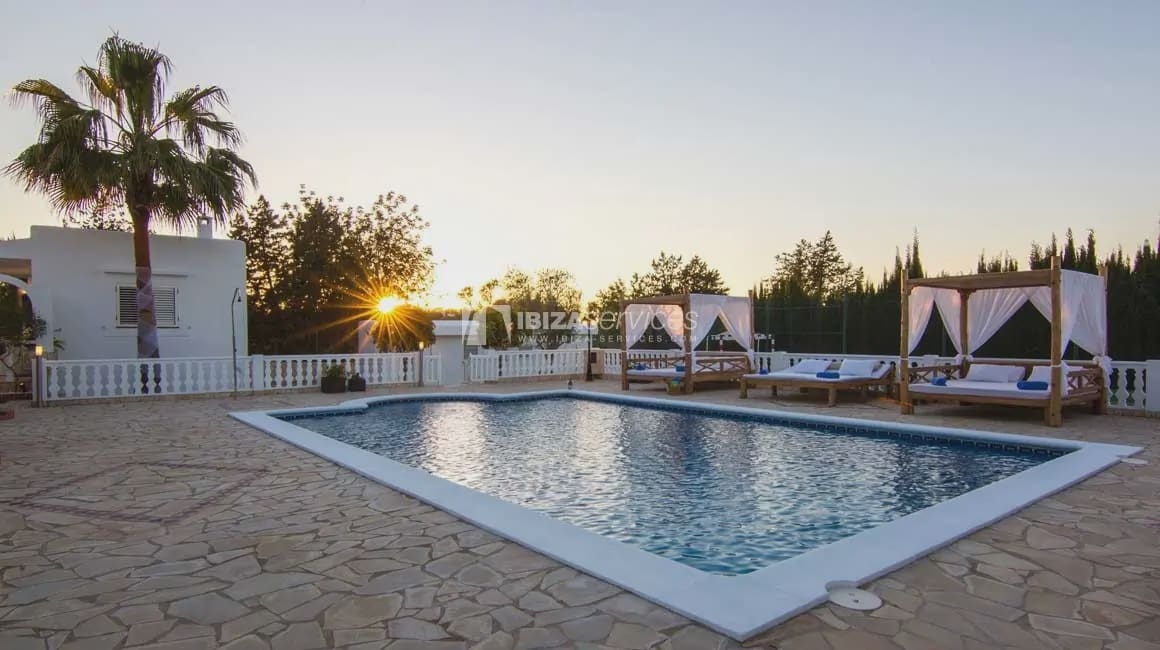 5 sovrum Villa för semesterbostäder i Sant Rafael de Sa Creu med pool garage - 4 802 € (Ref: 8659798)