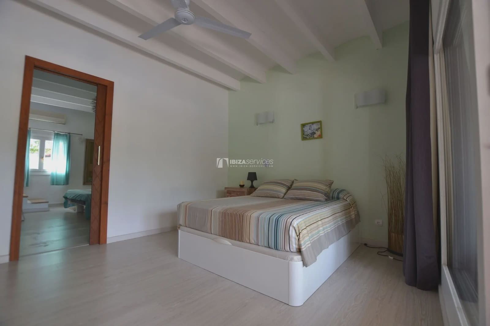 Villa/Maison de 4 chambres de location de vacances à Sant Jordi de Ses Salines avec piscine garage - 3 360 € (Ref: 8659802)