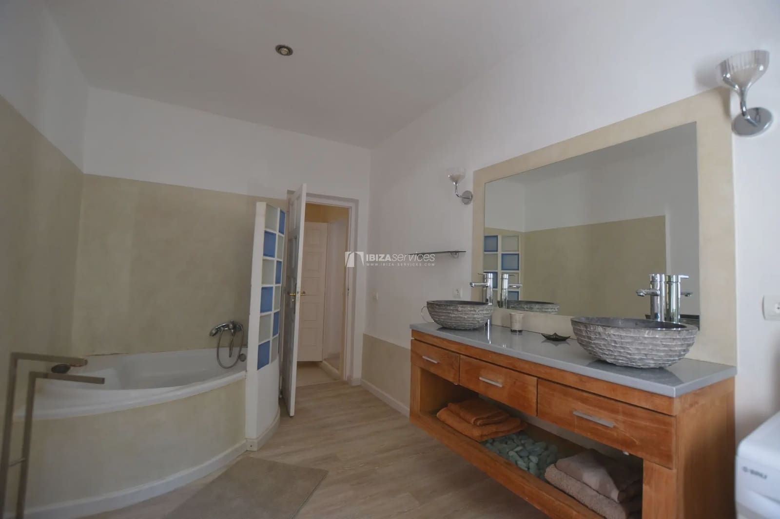 Villa/Maison de 4 chambres de location de vacances à Sant Jordi de Ses Salines avec piscine garage - 3 360 € (Ref: 8659802)