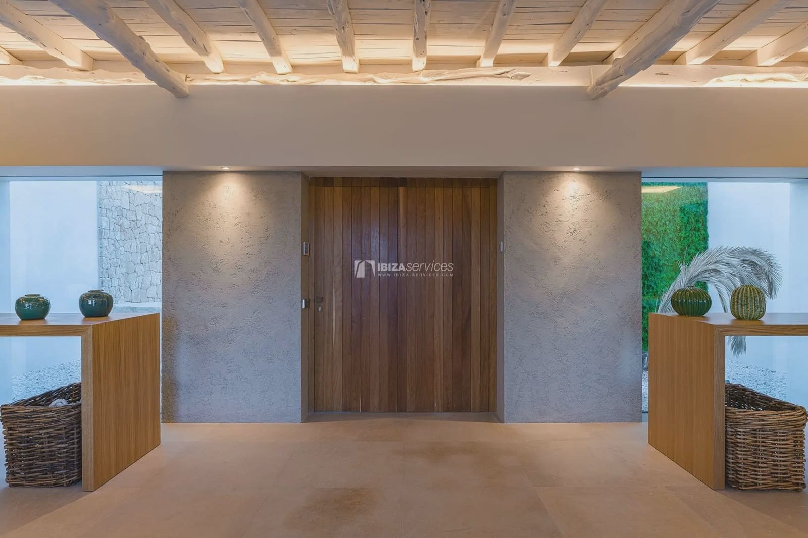 5 slaapkamer Villa voor vakantieverhuur in Cala Jondal met zwembad garage - € 15.995 (Ref: 8659803)