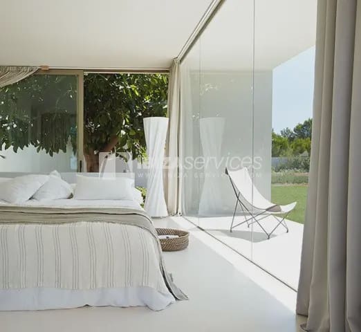   5 soveværelse   ferieVilla i Sant Rafael de Sa Creu     - € 29.995 (Ref: 8659804)