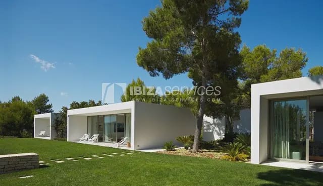   5 soveværelse   ferieVilla i Sant Rafael de Sa Creu     - € 29.995 (Ref: 8659804)