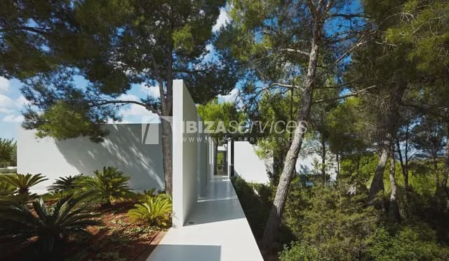   5 soveværelse   ferieVilla i Sant Rafael de Sa Creu     - € 29.995 (Ref: 8659804)