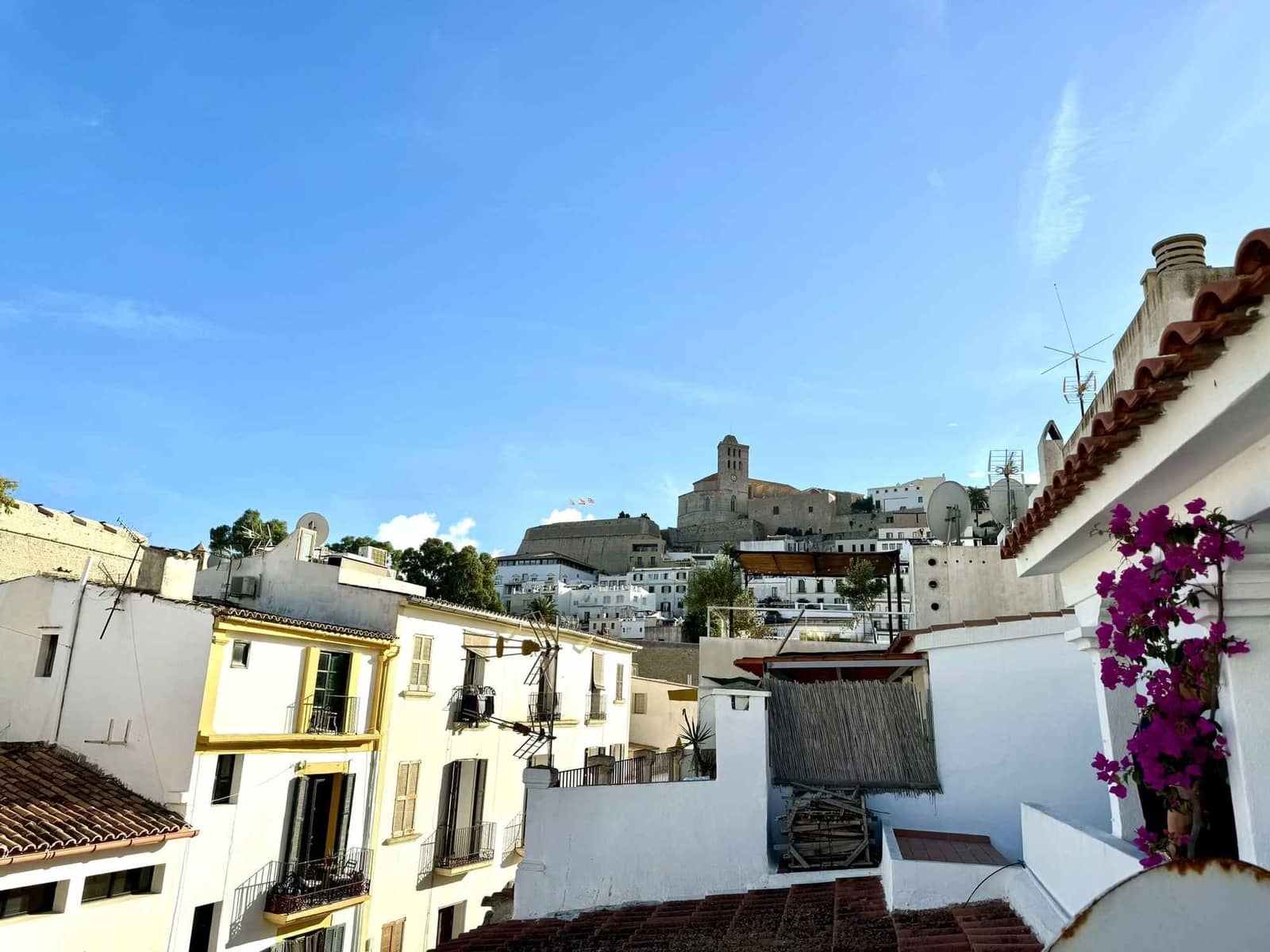 2 bedroom Apartment for sale in Ibiza / Eivissa town - € 1,050,000 (Ref: 8659809)