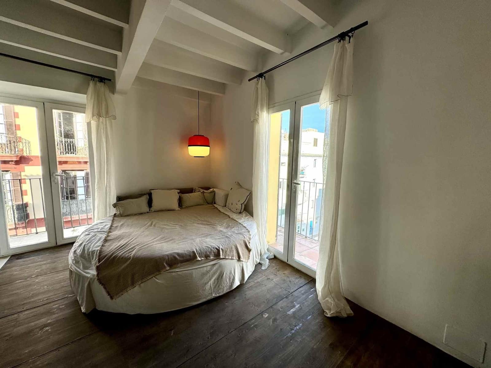 2 bedroom Apartment for sale in Ibiza / Eivissa town - € 1,050,000 (Ref: 8659809)