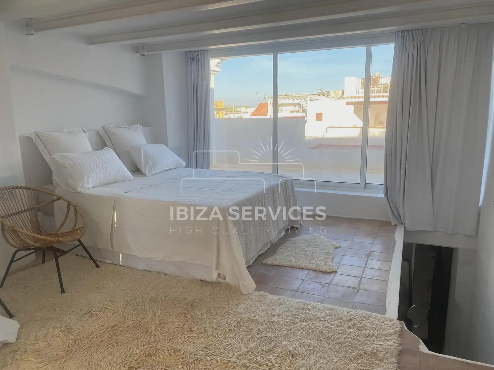 2 bedroom Apartment for sale in Ibiza / Eivissa town - € 1,050,000 (Ref: 8659809)