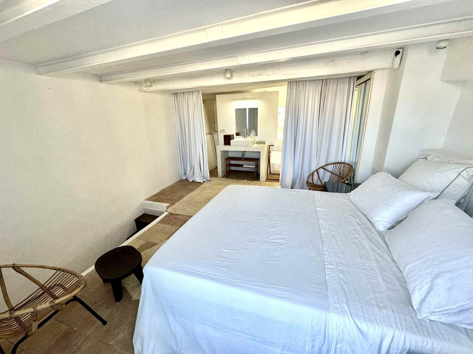 2 bedroom Apartment for sale in Ibiza / Eivissa town - € 1,050,000 (Ref: 8659809)