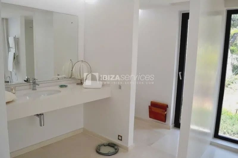 4 slaapkamer Villa voor vakantieverhuur in San Jose / Sant Josep de Sa Talaia met garage - € 12.495 (Ref: 8659811)