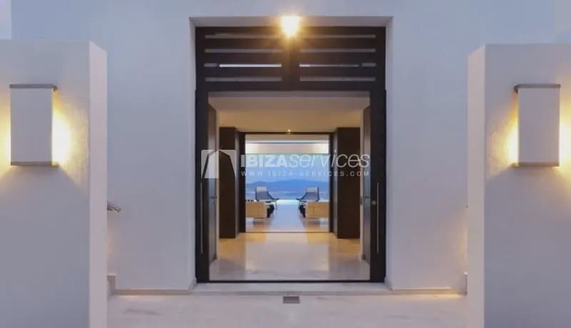 6 Zimmer Ferienvilla in Cala Jondal mit Garage - 8.260 € (Ref: 8659812)