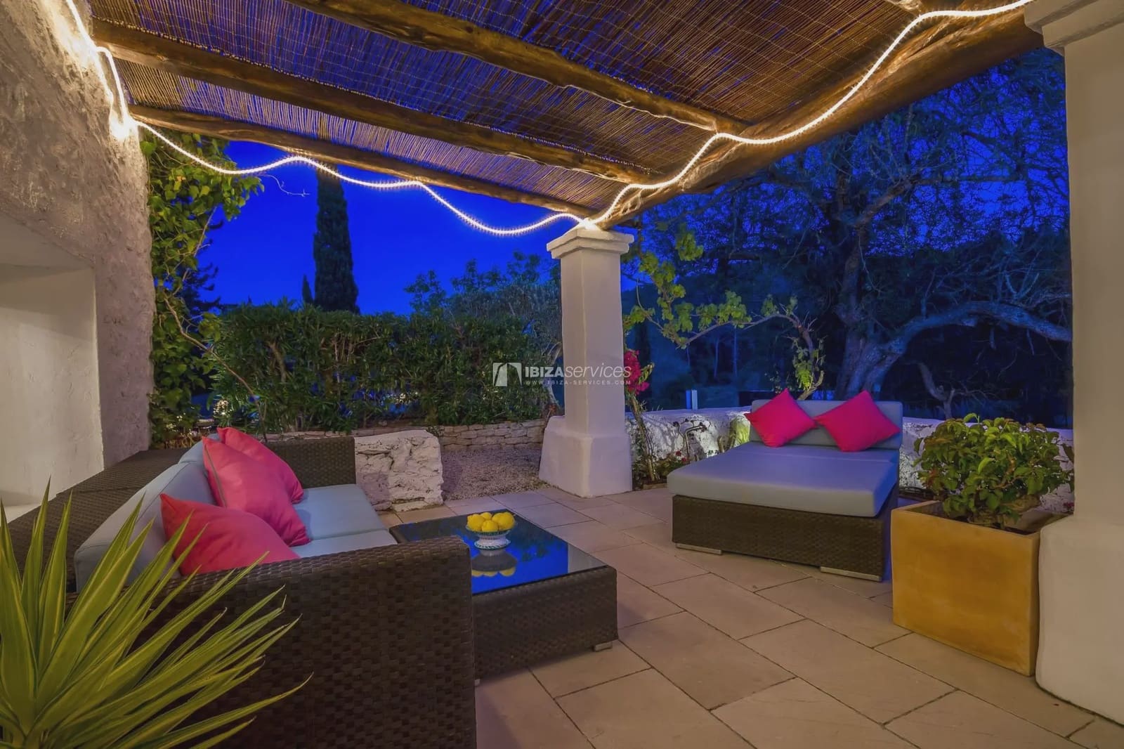 4 quarto Quinta/Casa Rural para arrendamento para férias em Santa Gertrudis de Fruitera - 3 990 € (Ref: 8659813)