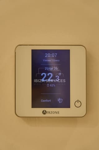 4 soveværelse Lejlighed til salg i Playa d'en Bossa, San Jose / Sant Josep de Sa Talaia med swimmingpool garage - € 3.400.000 (Ref: 8659832)