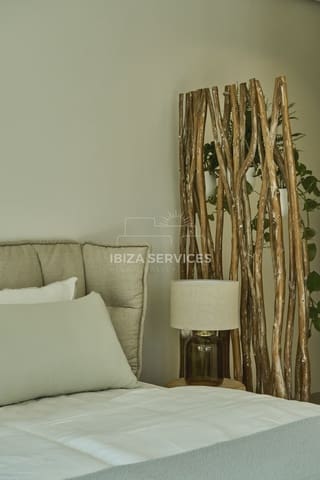 4 soveværelse Lejlighed til salg i Playa d'en Bossa, San Jose / Sant Josep de Sa Talaia med swimmingpool garage - € 3.400.000 (Ref: 8659832)