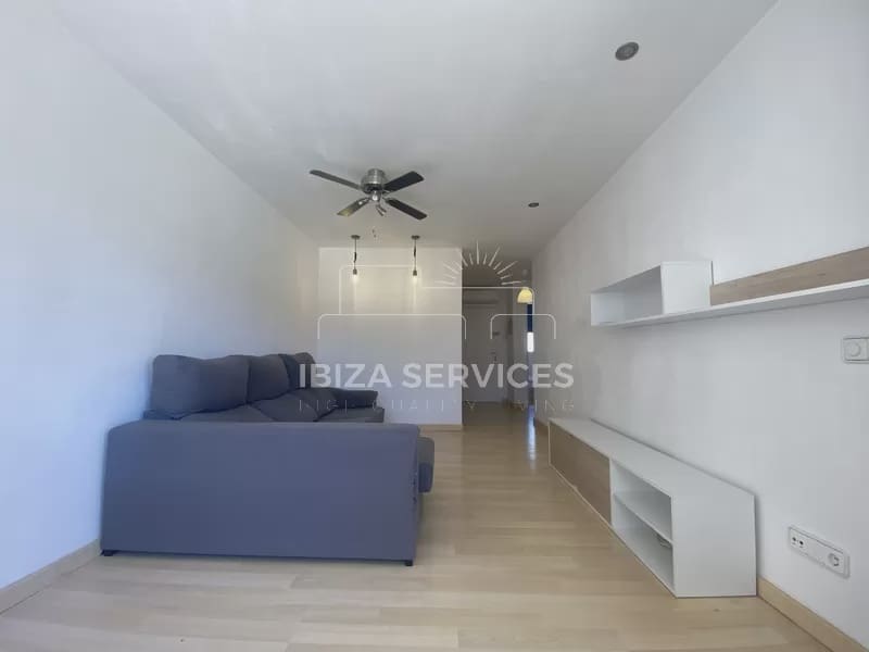 2 soveværelse Lejlighed til salg i Playa d'en Bossa med swimmingpool - € 490.000 (Ref: 8659837)