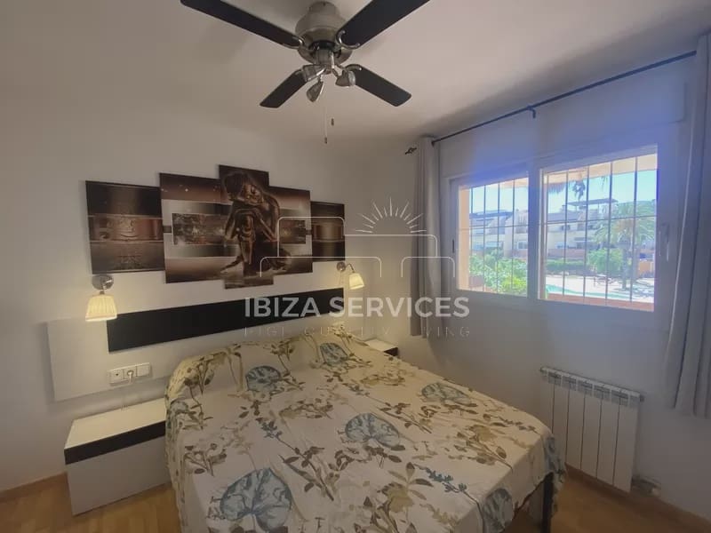 2 soveværelse Lejlighed til salg i Playa d'en Bossa med swimmingpool - € 490.000 (Ref: 8659837)