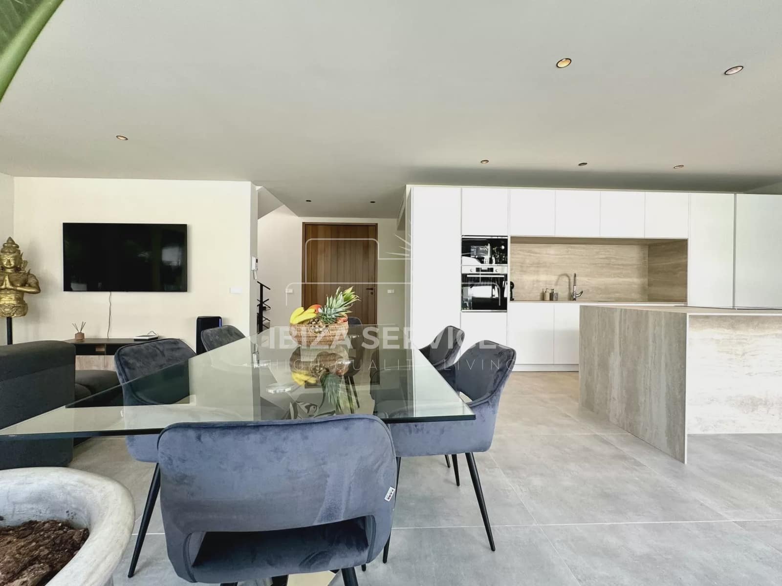 3 bedroom Villa for rent in Talamanca with pool garage - € 10,000 (Ref: 8659839)