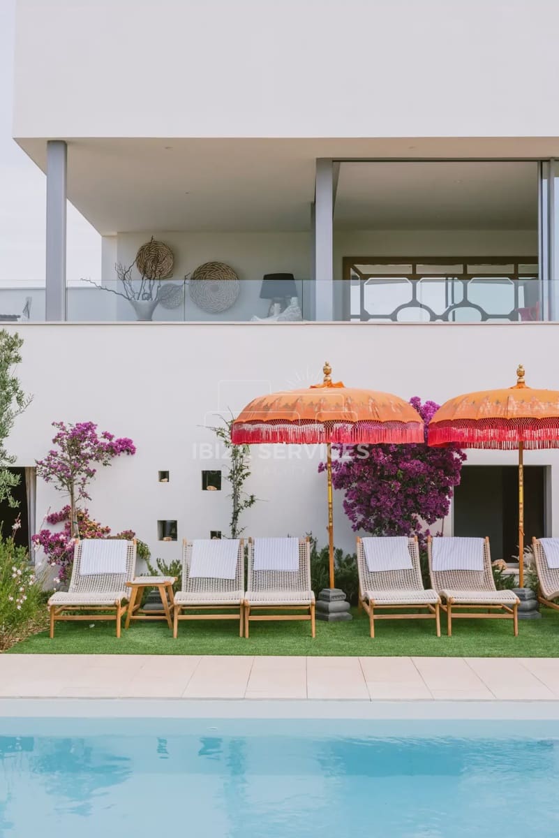 4 soveværelse Villa til leje i Cala Conta med swimmingpool garage - € 50.000 (Ref: 8659844)