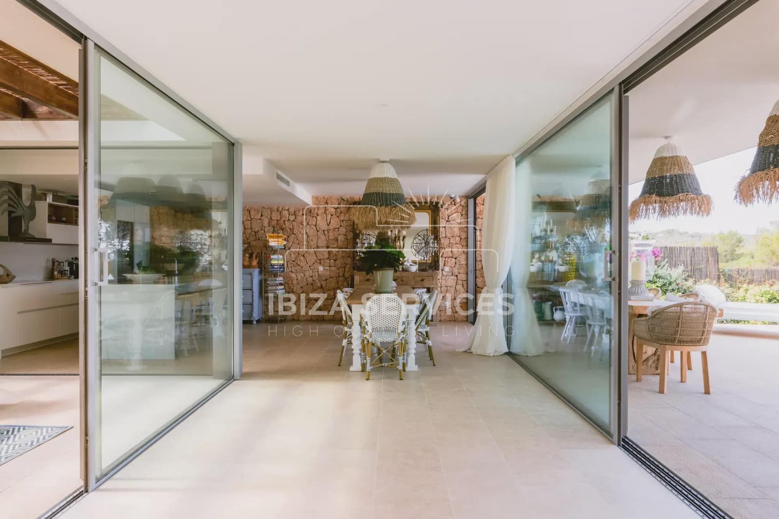 4 soveværelse Villa til leje i Cala Conta med swimmingpool garage - € 50.000 (Ref: 8659844)