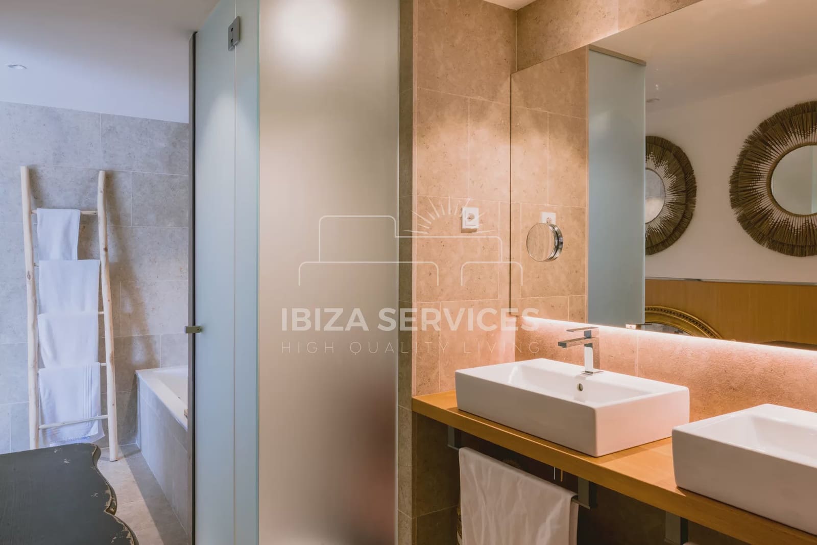 4 soveværelse Villa til leje i Cala Conta med swimmingpool garage - € 50.000 (Ref: 8659844)