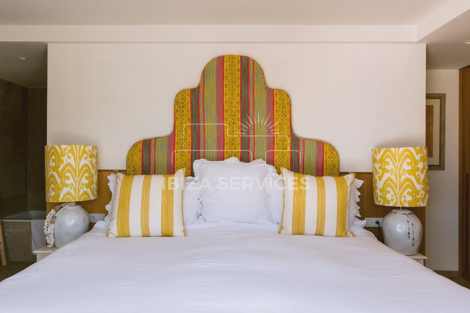 4 soveværelse Villa til leje i Cala Conta med swimmingpool garage - € 50.000 (Ref: 8659844)