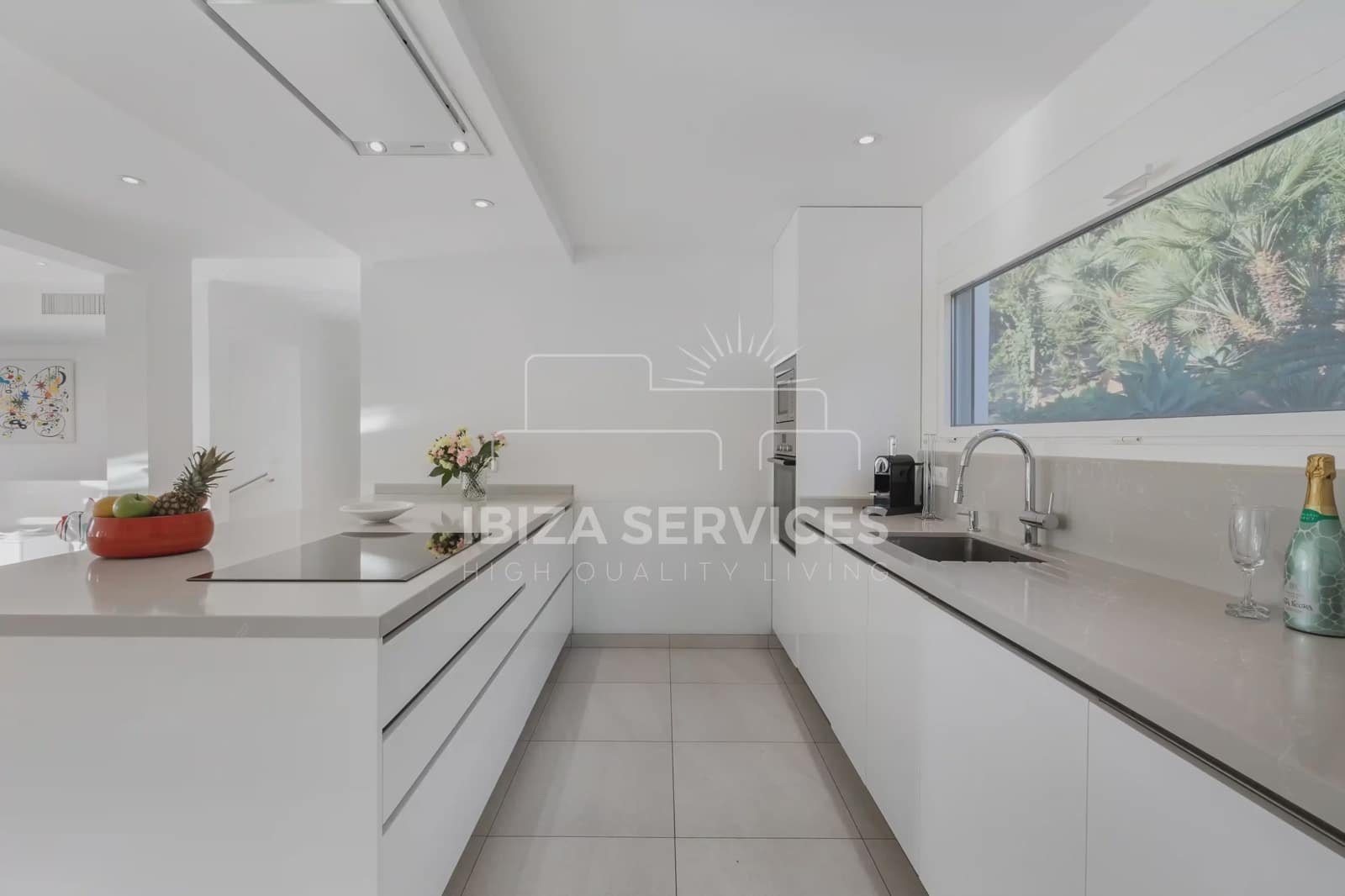 5 slaapkamer Villa voor vakantieverhuur in Can Furnet met zwembad garage - € 8.400 (Ref: 8659851)