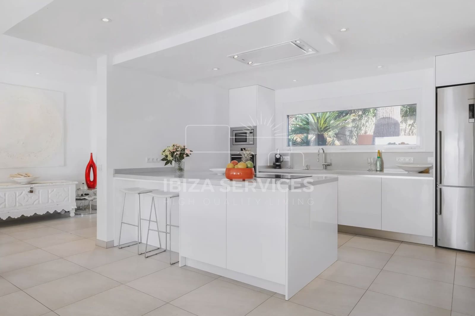 5 slaapkamer Villa voor vakantieverhuur in Can Furnet met zwembad garage - € 8.400 (Ref: 8659851)