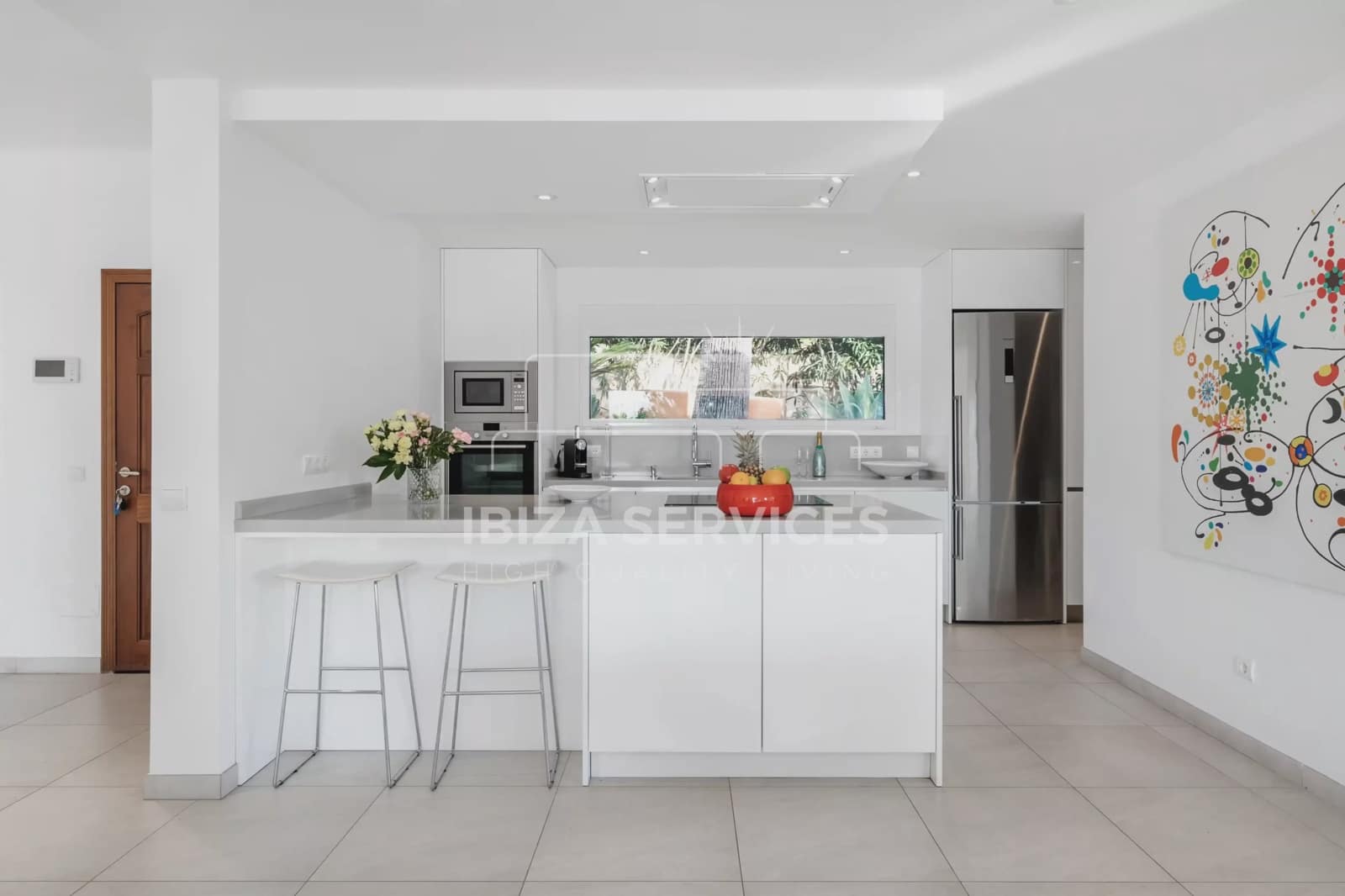 5 slaapkamer Villa voor vakantieverhuur in Can Furnet met zwembad garage - € 8.400 (Ref: 8659851)