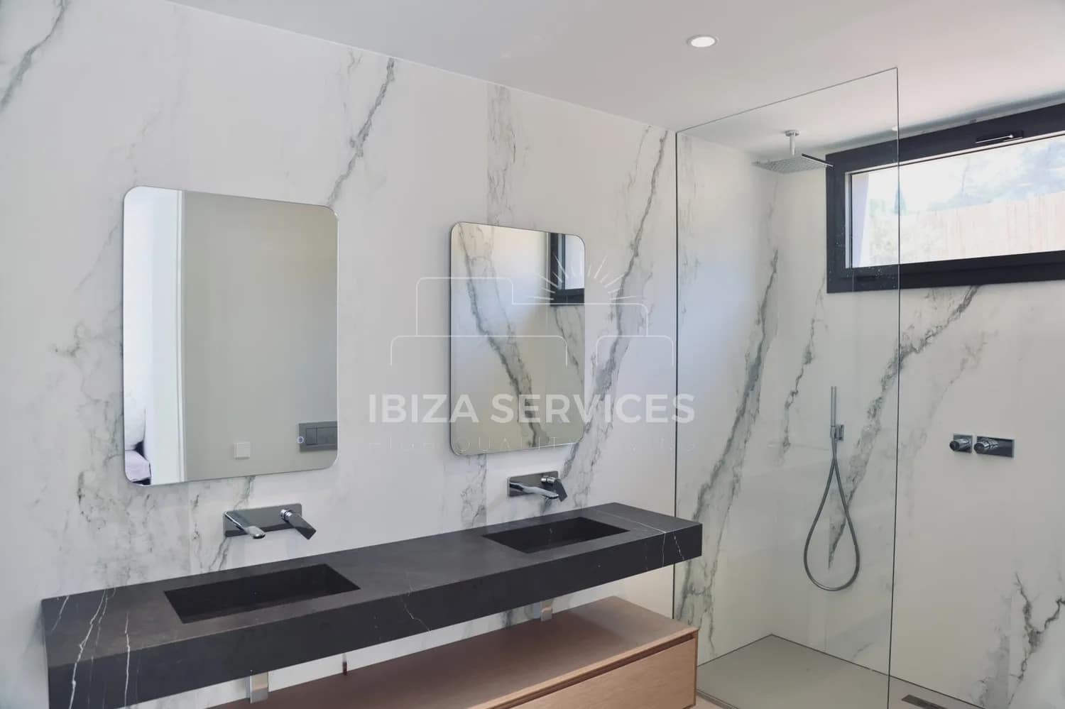 5 sypialnia Willa na sprzedaż w Roca Llisa z basenem garażem - 2 950 000 € (Ref: 8659852)