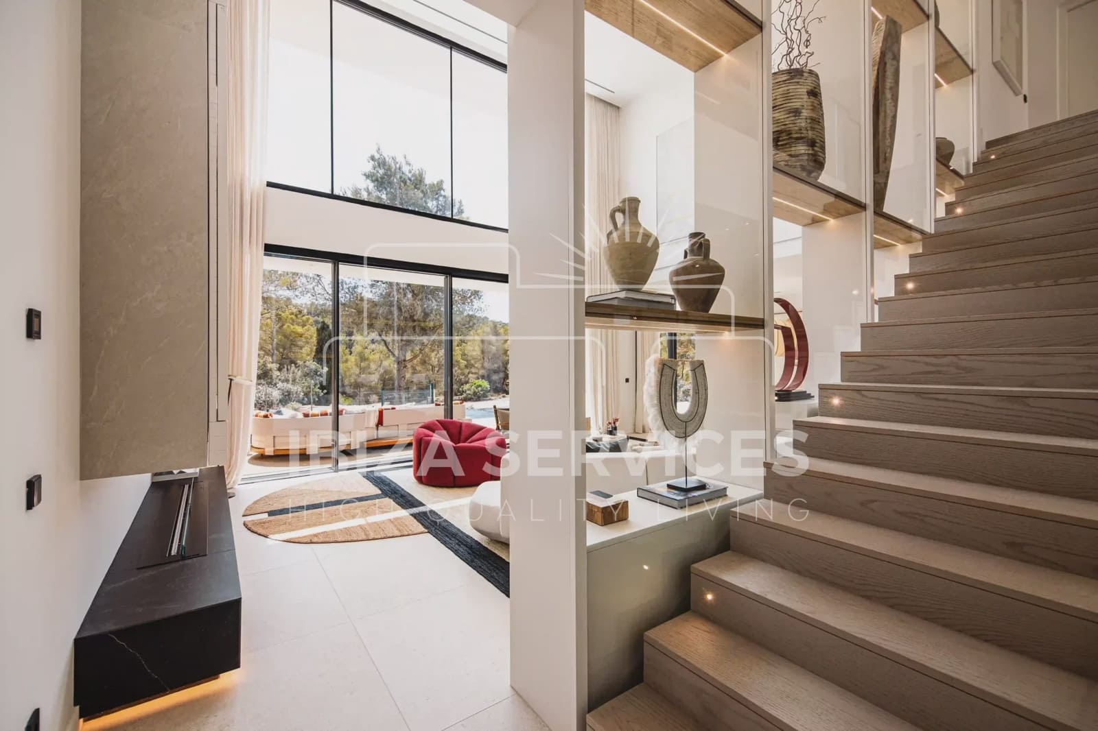 5 soverom Villa til salgs i Roca Llisa med svømmebasseng garasje - € 3 800 000 (Ref: 8659853)