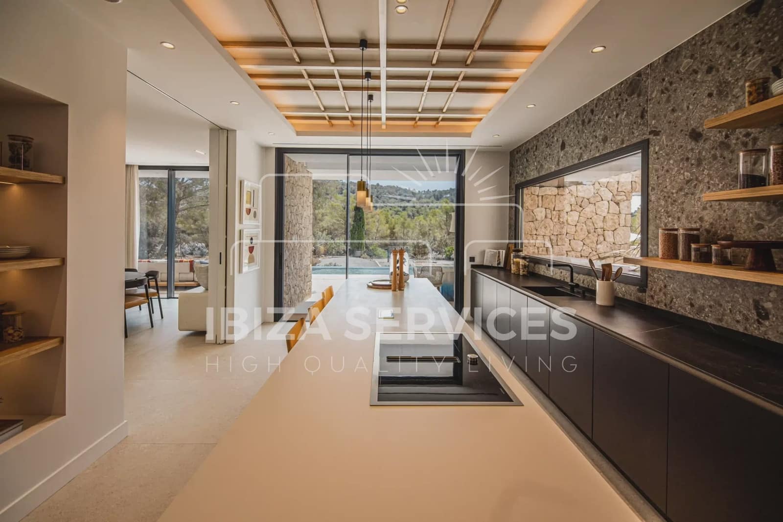 5 soverom Villa til salgs i Roca Llisa med svømmebasseng garasje - € 3 800 000 (Ref: 8659853)