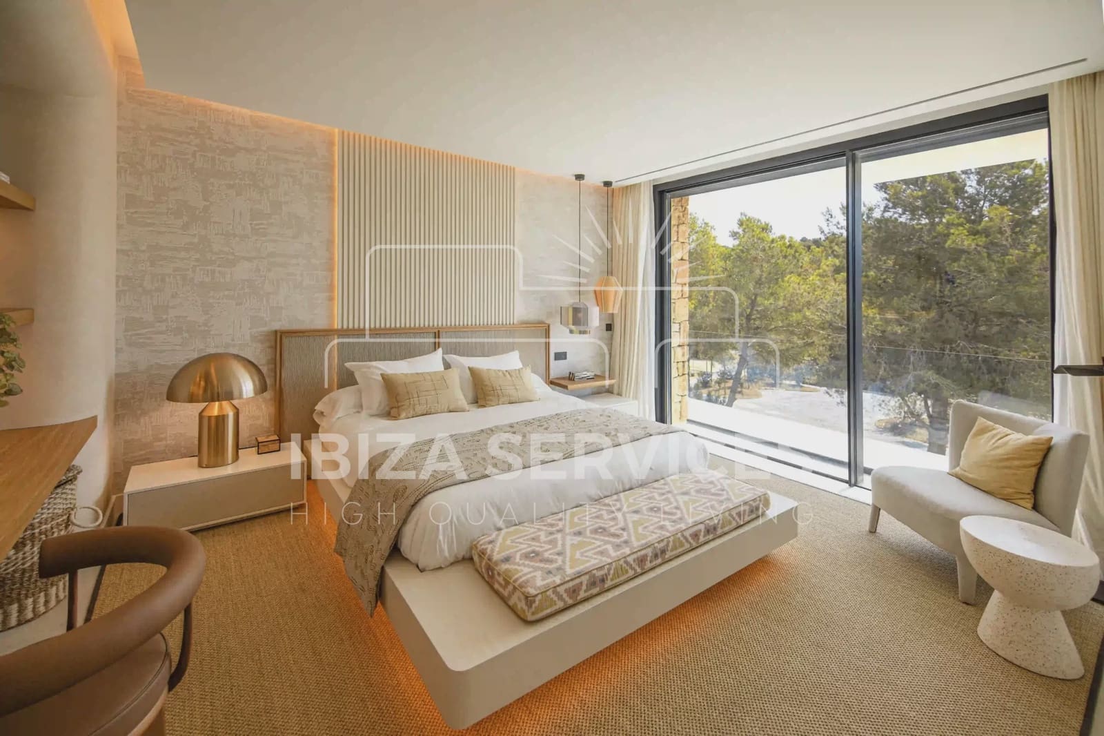 5 soverom Villa til salgs i Roca Llisa med svømmebasseng garasje - € 3 800 000 (Ref: 8659853)