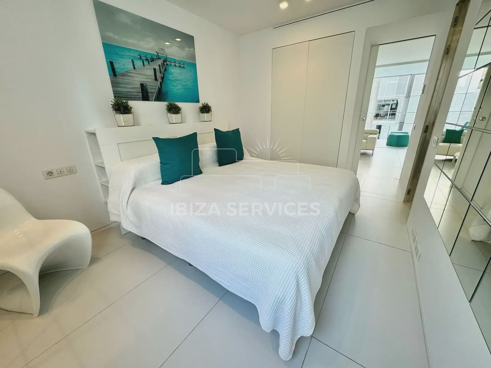 2 bedroom Apartment for sale in Talamanca with pool - € 575,000 (Ref: 8671390)